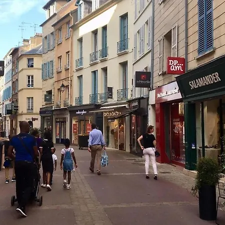 아파트 Calme Centre-ville -5' Gare Rer A-25' Paris